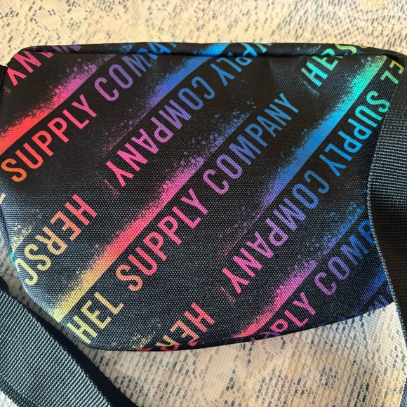 Herschel Supply Company rainbow hip pack/cross body bag. Preowned condition. - Picture 3 of 7
